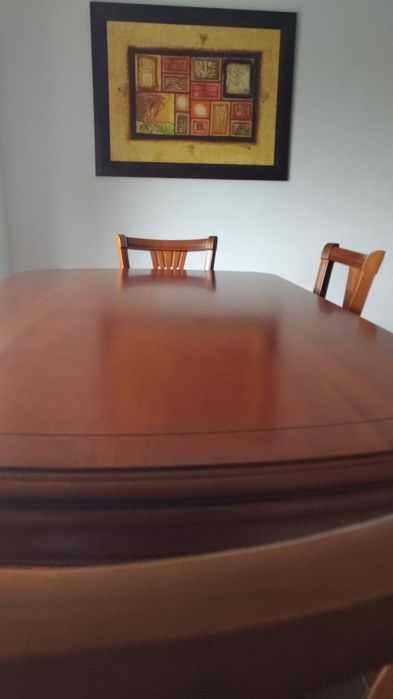 6Mesa maciça em cerejeira nunca usada