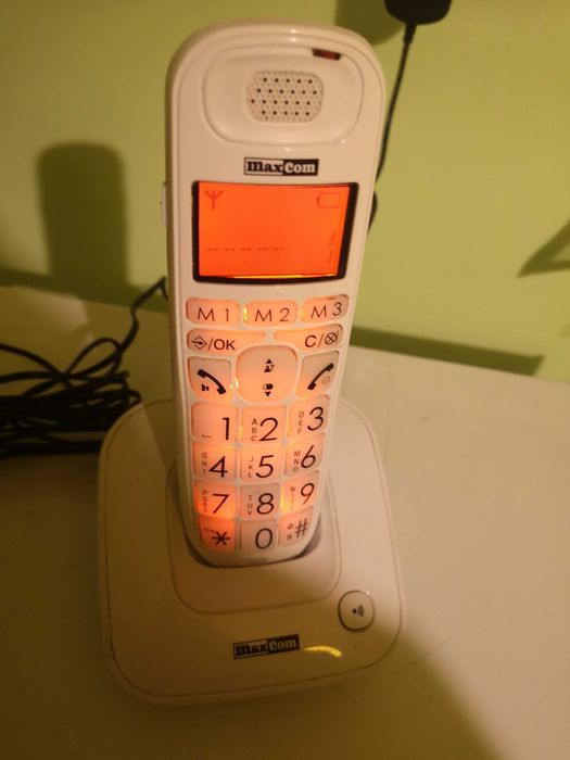 Telefon bezprzewodowy MaxCom MC6800