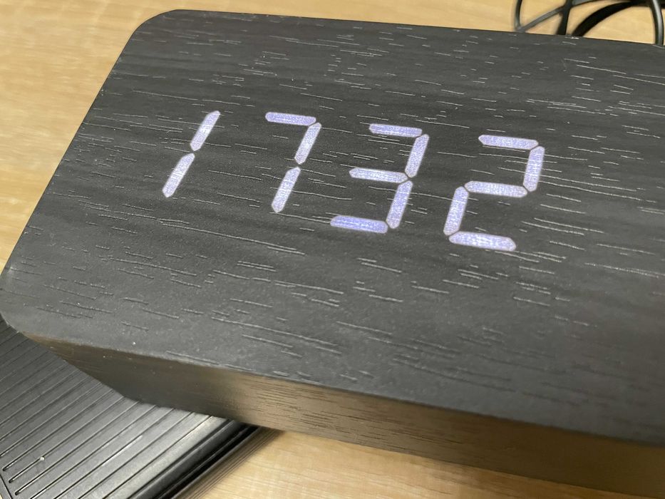 Электронные Часы