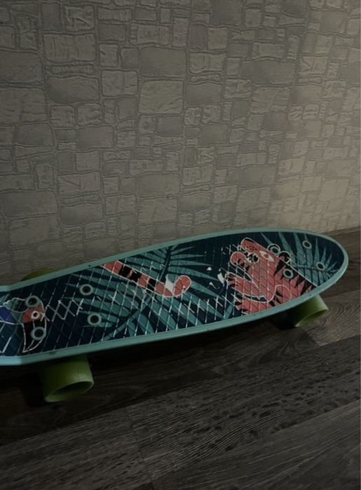 Трюковой самокат, пенни борт