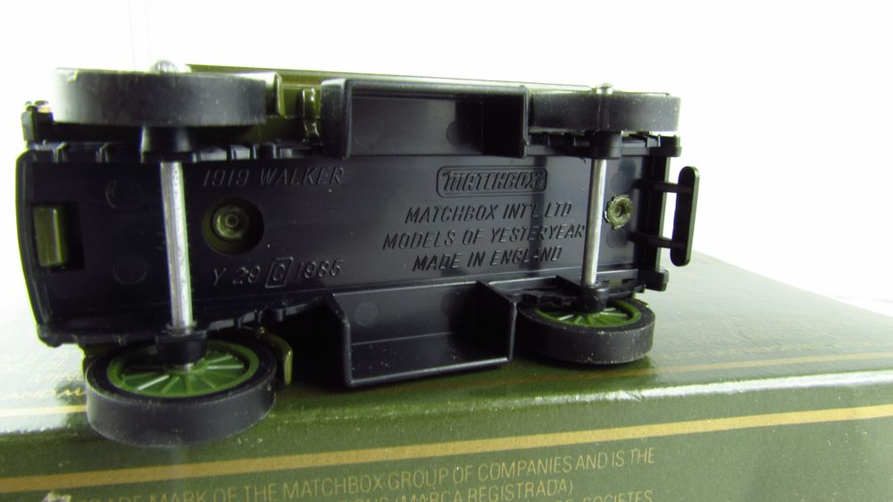 MATCHBOX - Models of Yesteryear - Y29 Walker Electric Van 1:43