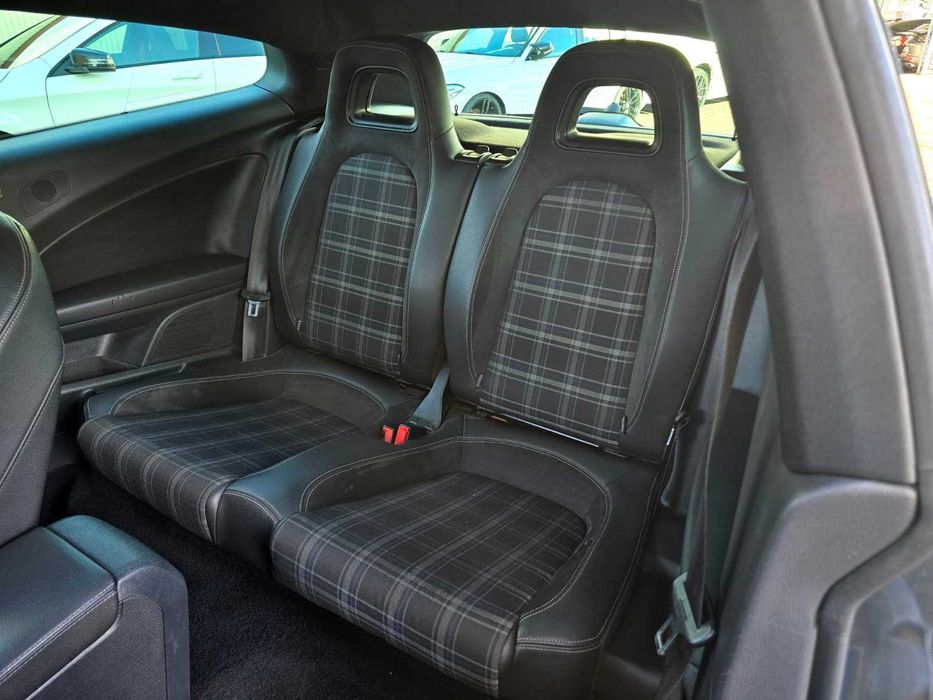 VOLKSWAGEN SCIROCCO 2.0TDI 140CV (LOOK R) FULL EXTRAS