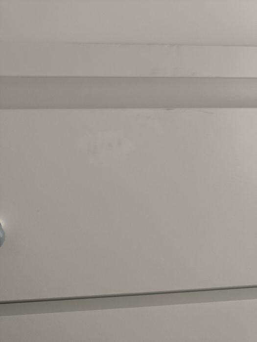 Cómoda Ikea usada