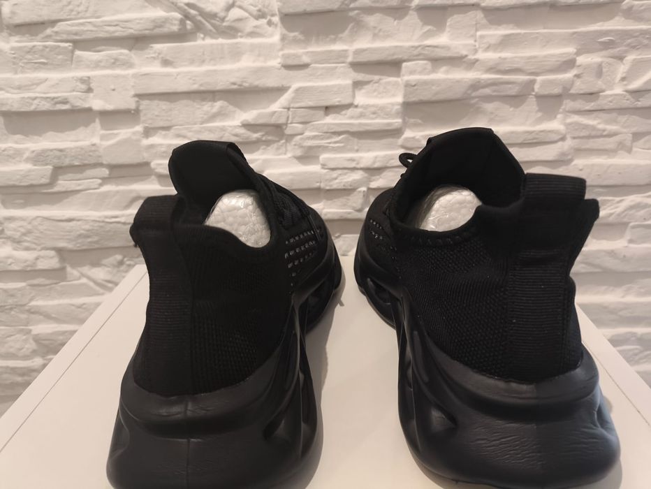 Buty sportowe męskie 39 (24,5 cm)