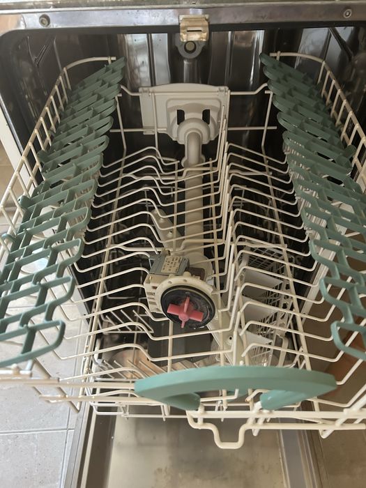 Продам посудомийку Ariston