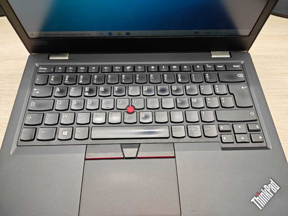 Ноутбук Lenovo ThinkPad L380•Core i5-8250U•3.4 GHz•8Gb DDR4•256Gb SSD