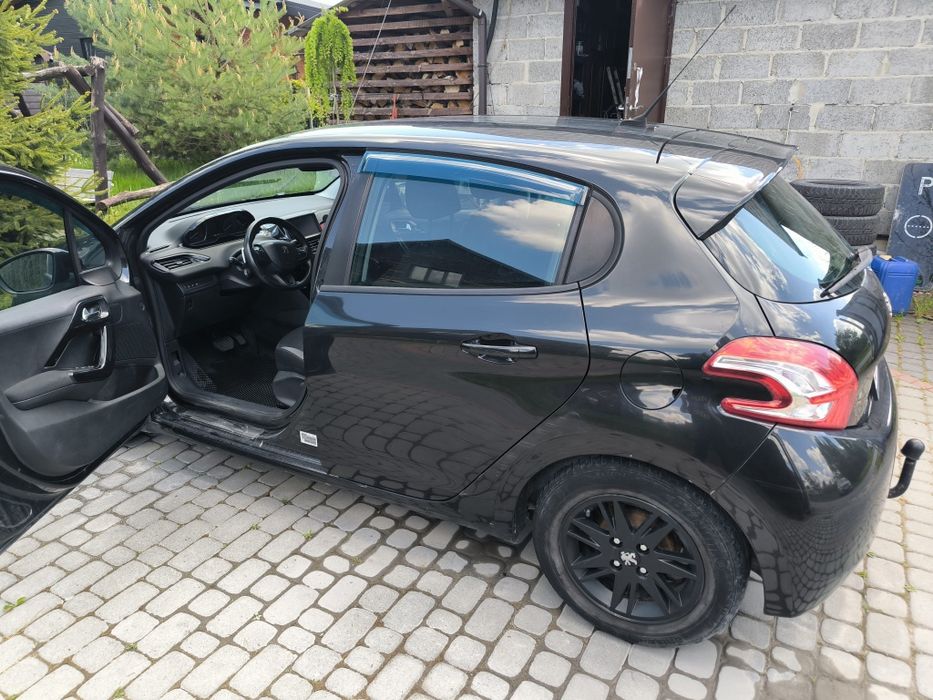 Peugeot 208, 1.4 dhi robot