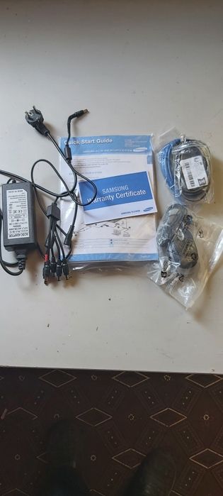 Відеореєстратор  Samsung в комлекті з монітором .