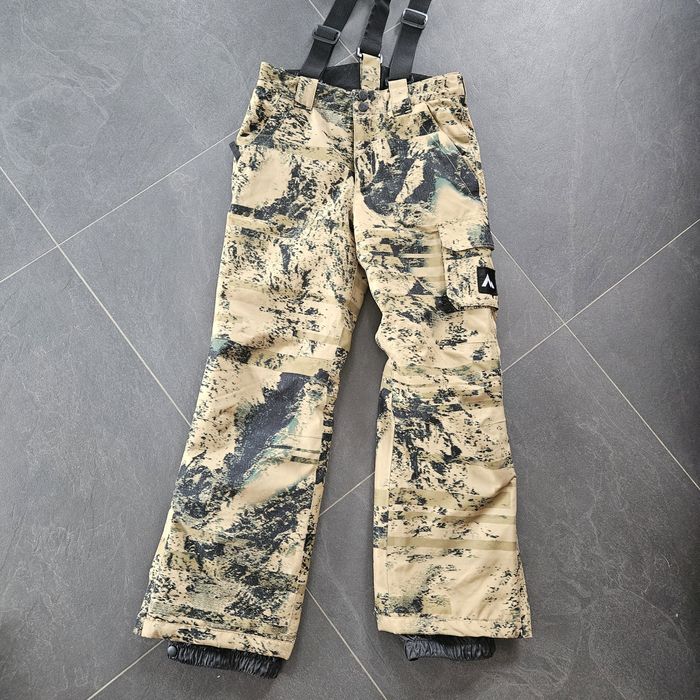 Продам лижні брюки на зріст 152-164