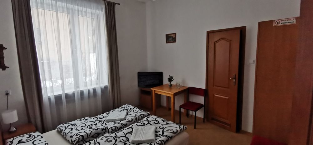 Krynica-Zdrój - Noclegi -  Ferie - Parking