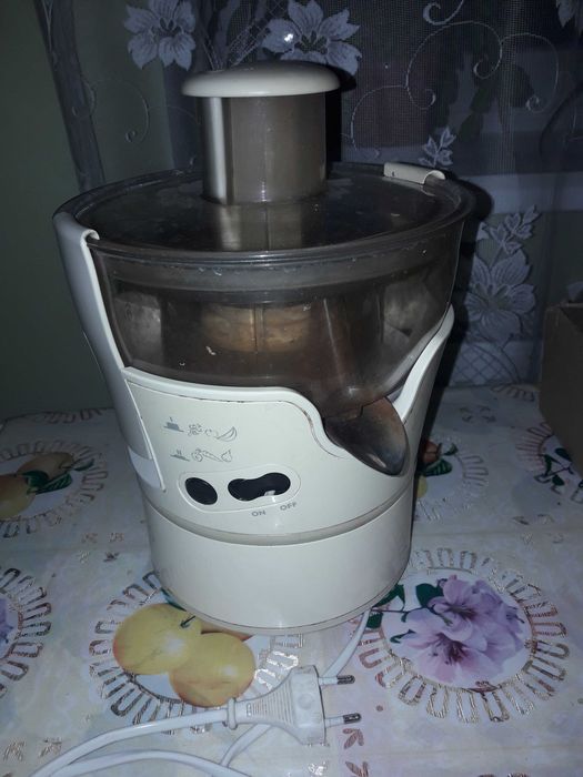 Соковижималка Moulinex