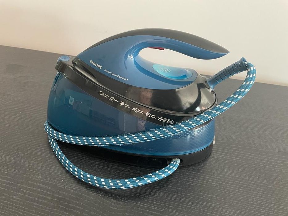 Ferro Caldeira - Philips PerfectCare Compact