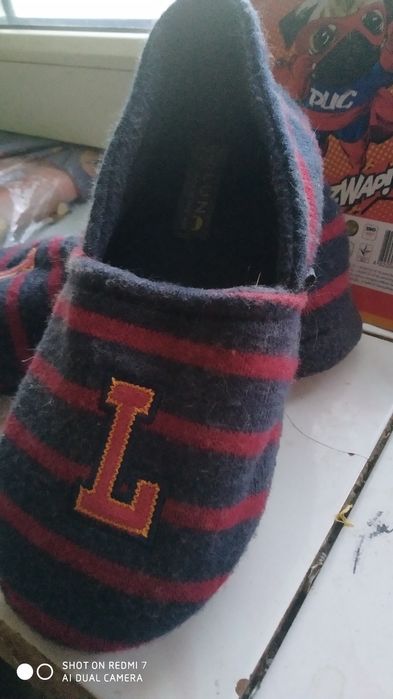 Продам макасіни-тапки ,стан новый.на дитину.