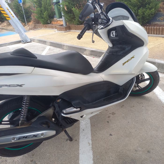 Honda pcx 2012 usada