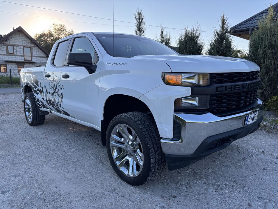 Chevrolet Silverado - 2019 rok - 4x4  - nie f150 dodge ram - ZAMIANA