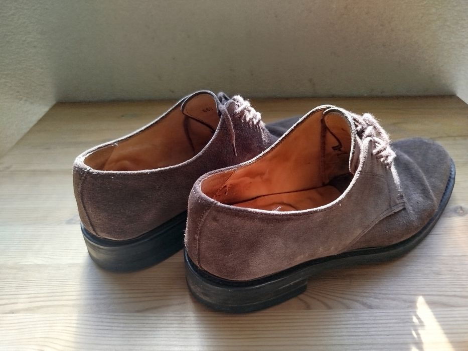 Sapatos clássicos de camurça, 41