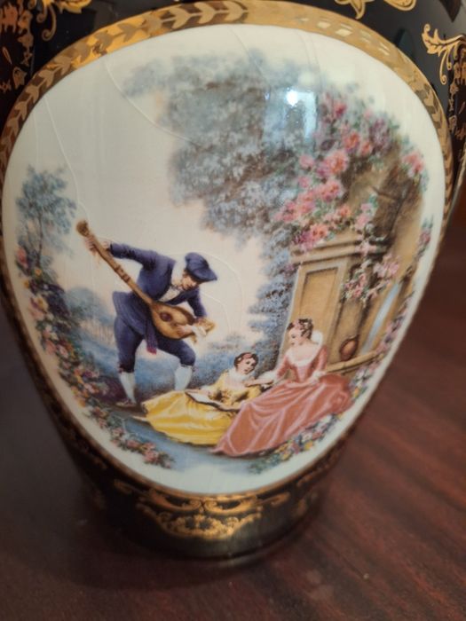 Vintage Antique Jar424443965981992961