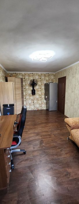 1 кім. кв-ра по пр-ту Миру. Р-н Ремзаводу.  Біля  автомаг "Рута"