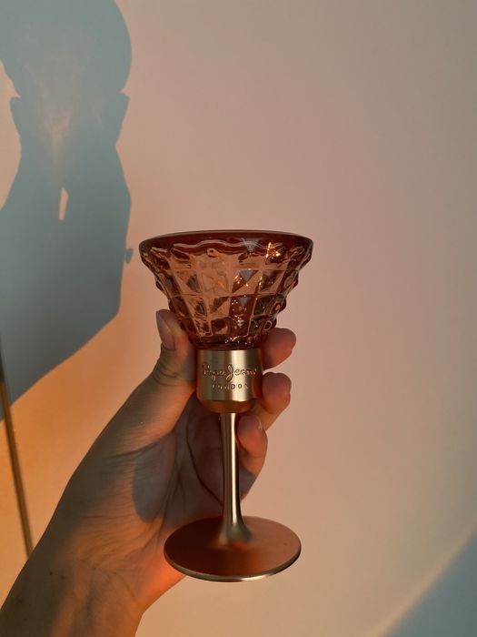 Pusta butelka po perfumach