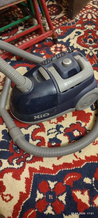 Продам пилосос б/у.