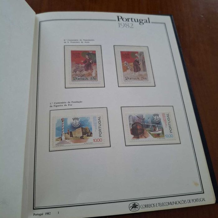 Álbum Oficial CTT – Selos de Portugal 1982 – Completo – Selos Novos – Excelente Estado