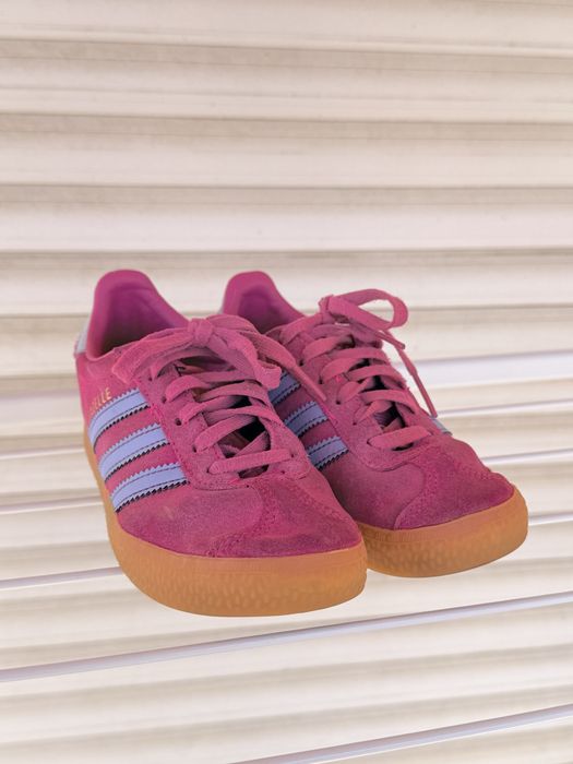 Sapatilhas Adidas Gazelle no.31 como novas