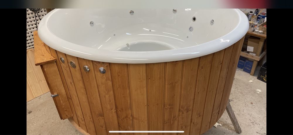 Balia ogrodowa, Jacuzzi gorąca beczka PRODUCENT