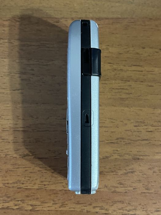 Мобільний телефон Nokia 6230i
