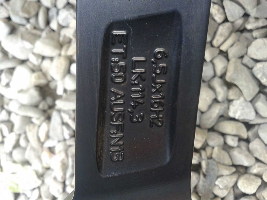 oryginalne r16 felgi dacia duster trafic vivaro talento mielec 5x114,3