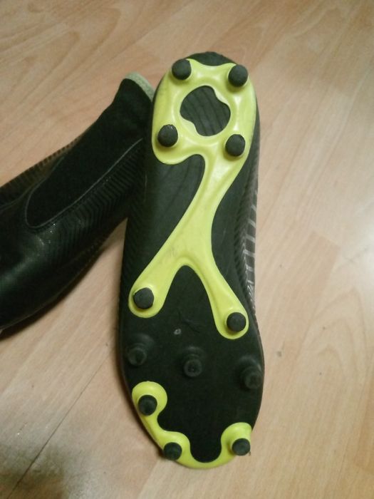 Korki Finesse Firm Ground