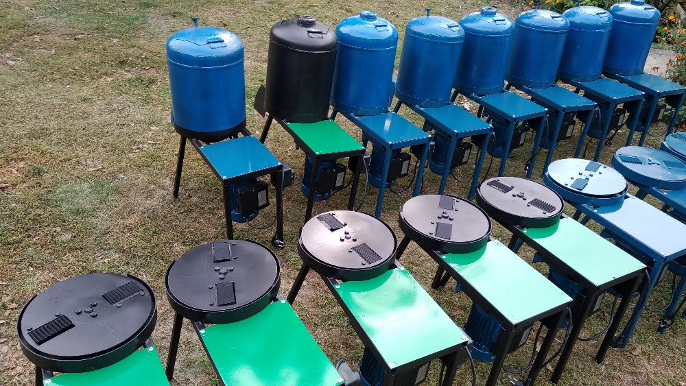 Корморізка бурякорізка корморезка корнерезка з газового балона 220 380