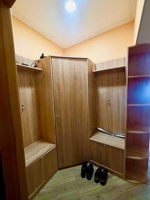 Подобово  новобудова м.Чернігівька ,м.Дарниця,м.Лісова