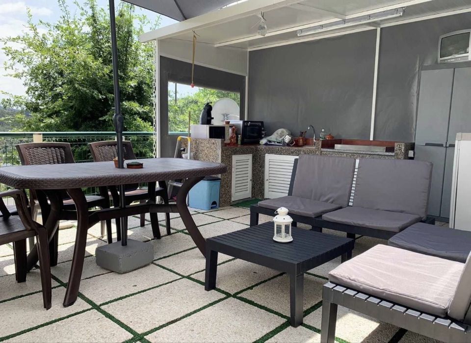 Vendo roulote com avançado