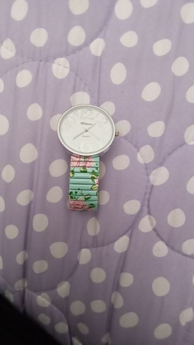 Relógio senhora colorido