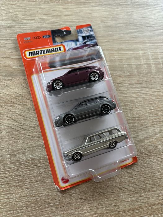 Matchbox 3 pak Audi RS6 C5 Cadillac CTS Ford Fairlane