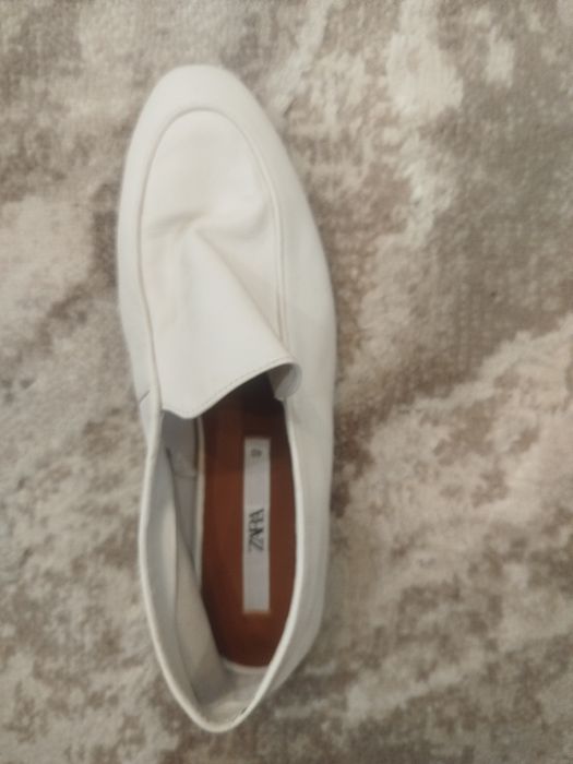 Продам нові лофери Zara.