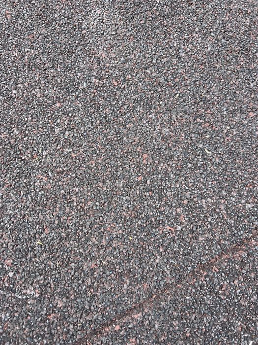 Piso de Borracha Drenante / Antiderrapante – Exterior / Ginásio / Parque