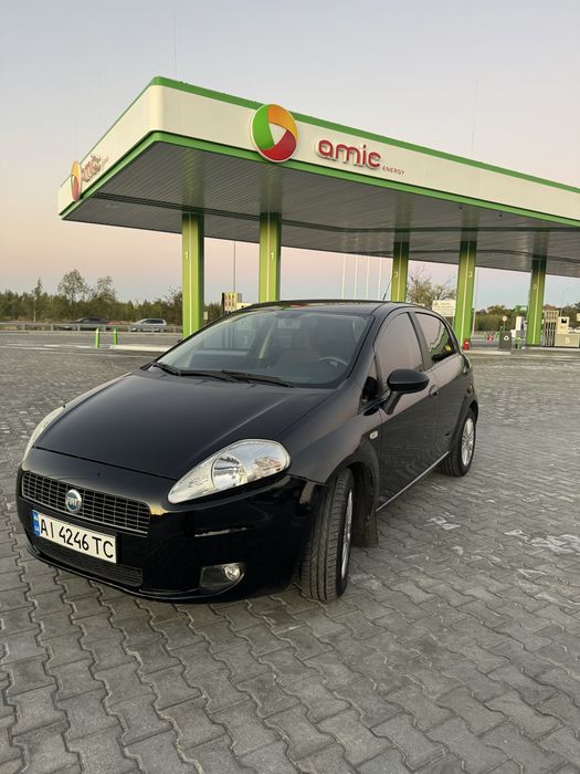 продам Fiat punto (grande) 1.4 чорний Автомат