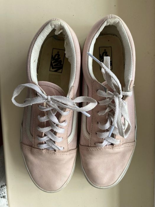Рожеві кеди Vans