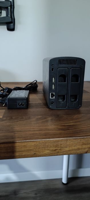 NAS Iomega ix2 1Tb64752033129475122