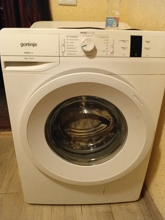 Продам машинку автомот з баком для води.