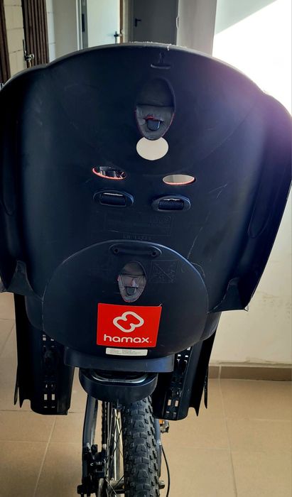 Fotelik rowerowy Hamax – montowany na ramę