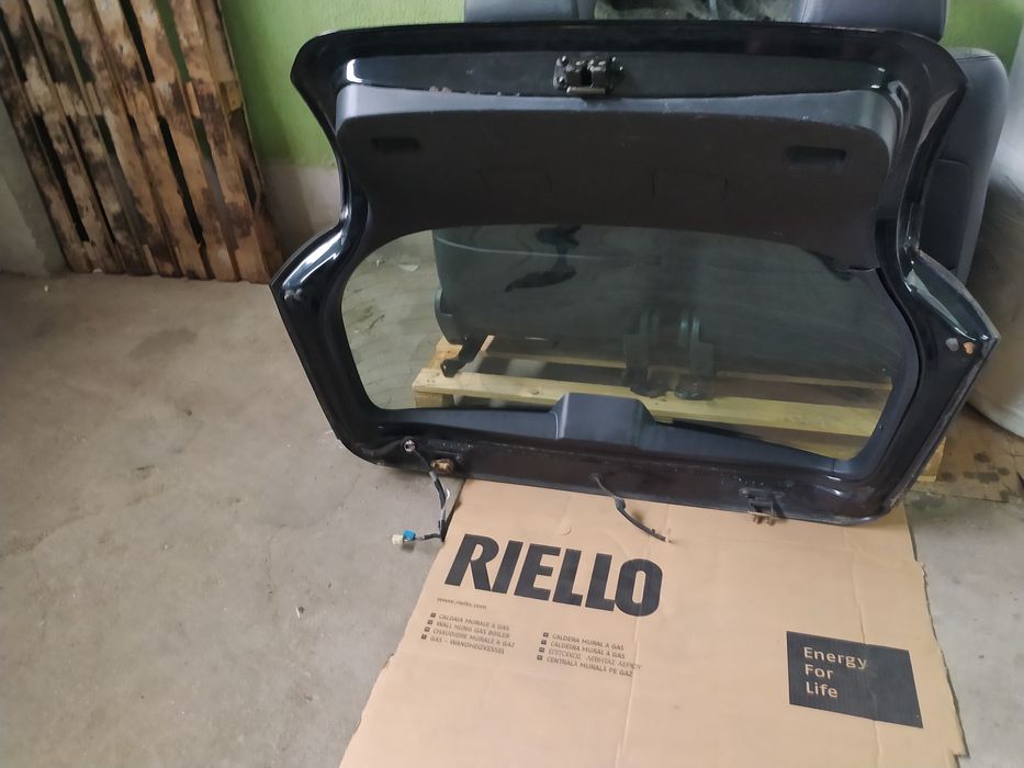 Klapa bagażnika toyota corolla e12 02-06r.