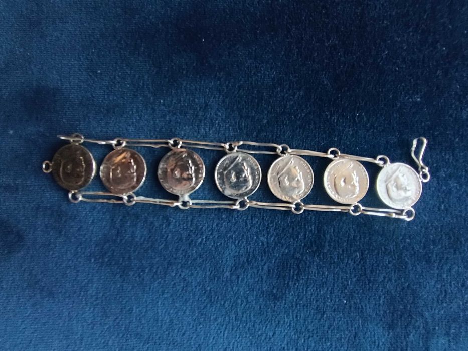 Pulseira de moedas