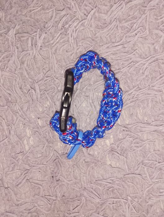 Ошийник для собак з паракорду 29 см відбиваєтся в ночі, спаї показано