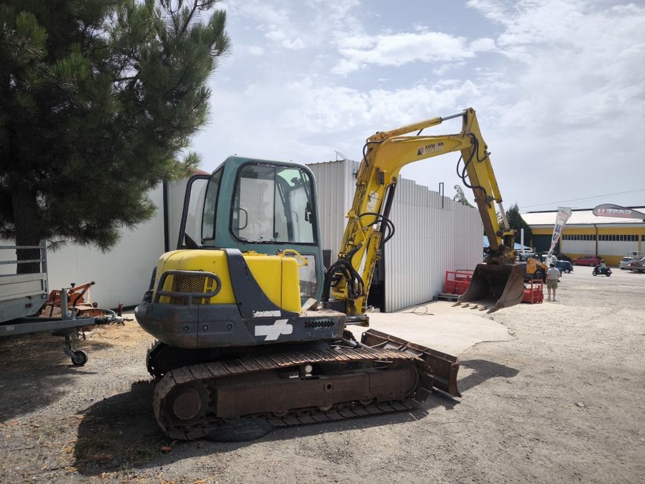 Yanmar B50 Mini Giratória
