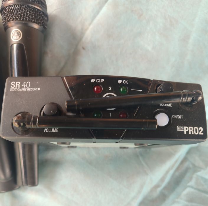 Микрофонная радиосистема. Вокальная радиосистема. Караоке. AKG WMS40 Mini Dual Vocal Set ISM2/3