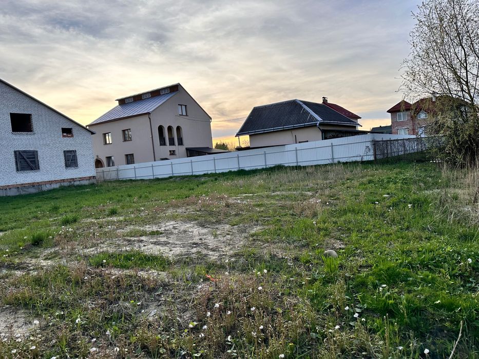 Продам будинок в м. Пустомити