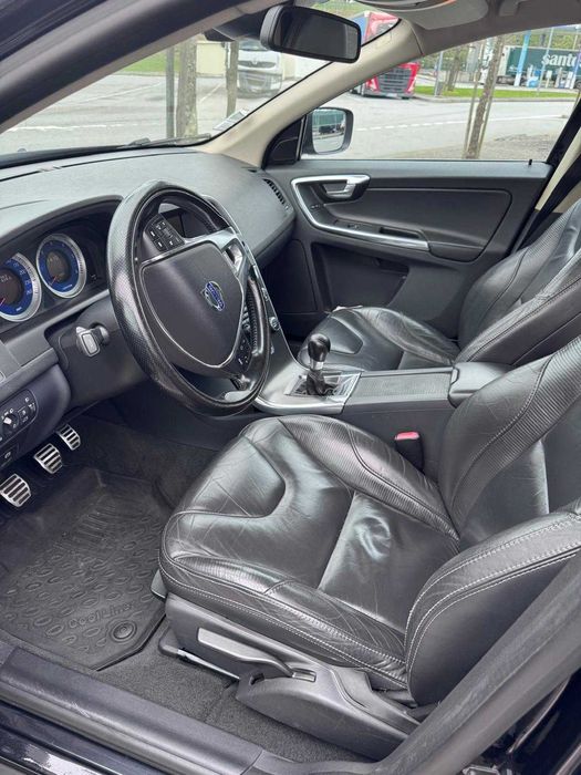 Volvo XC60 D3 2.0 D 163 CV R-DESIGN - 2012