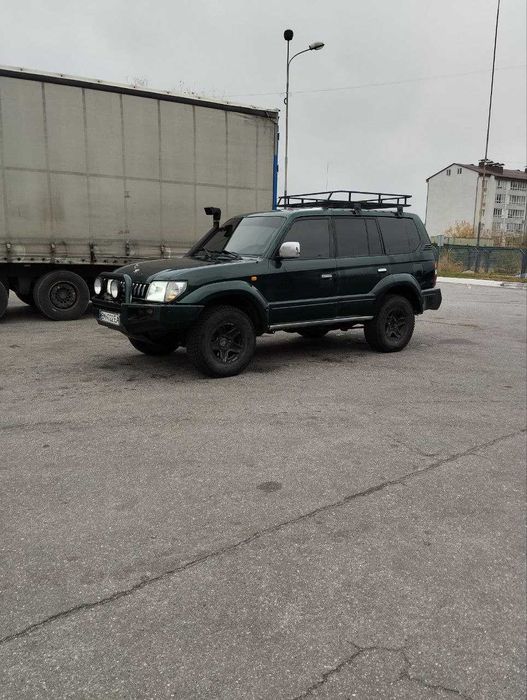 Toyota Land Cruiser Prado 90
